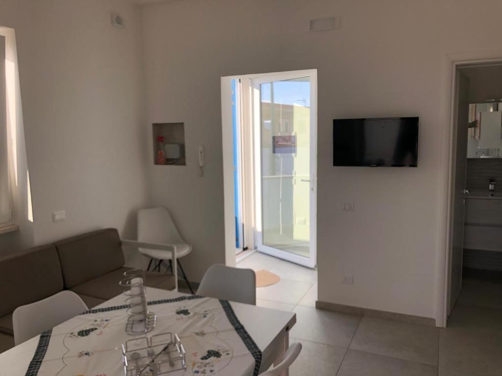 Appartamento Torre San Giovanni Centro Beethoven 28 - Verso Sud Luaran gambar