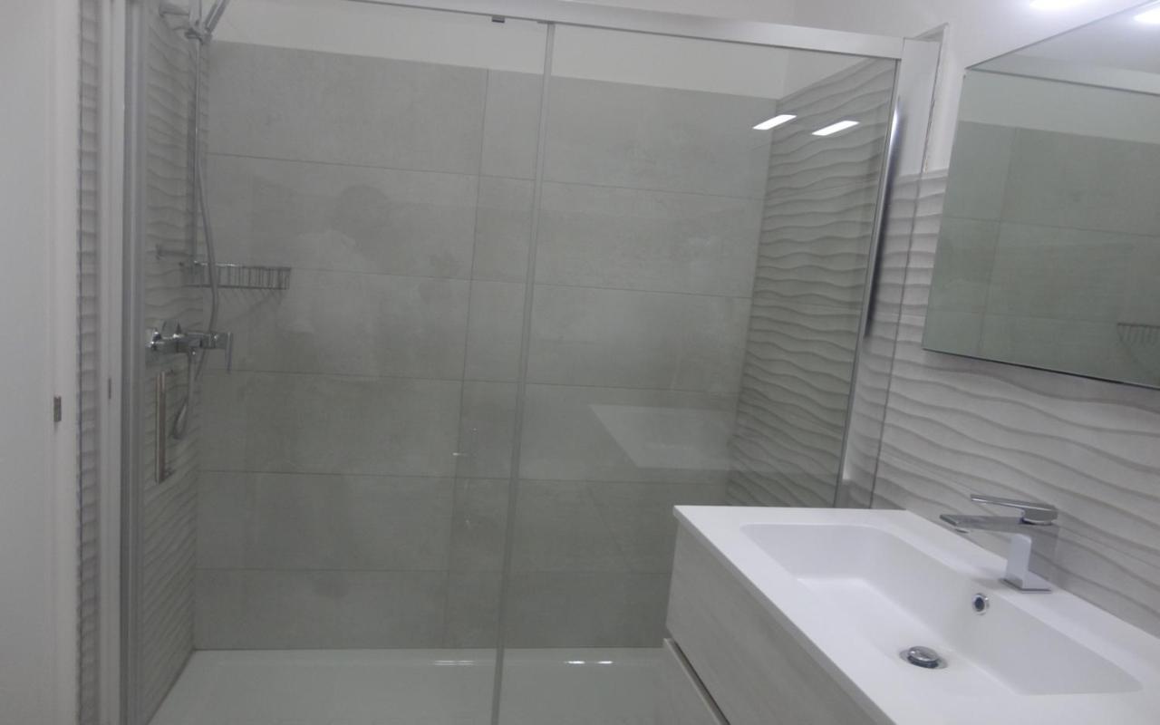 Appartamento Torre San Giovanni Centro Beethoven 28 - Verso Sud Luaran gambar